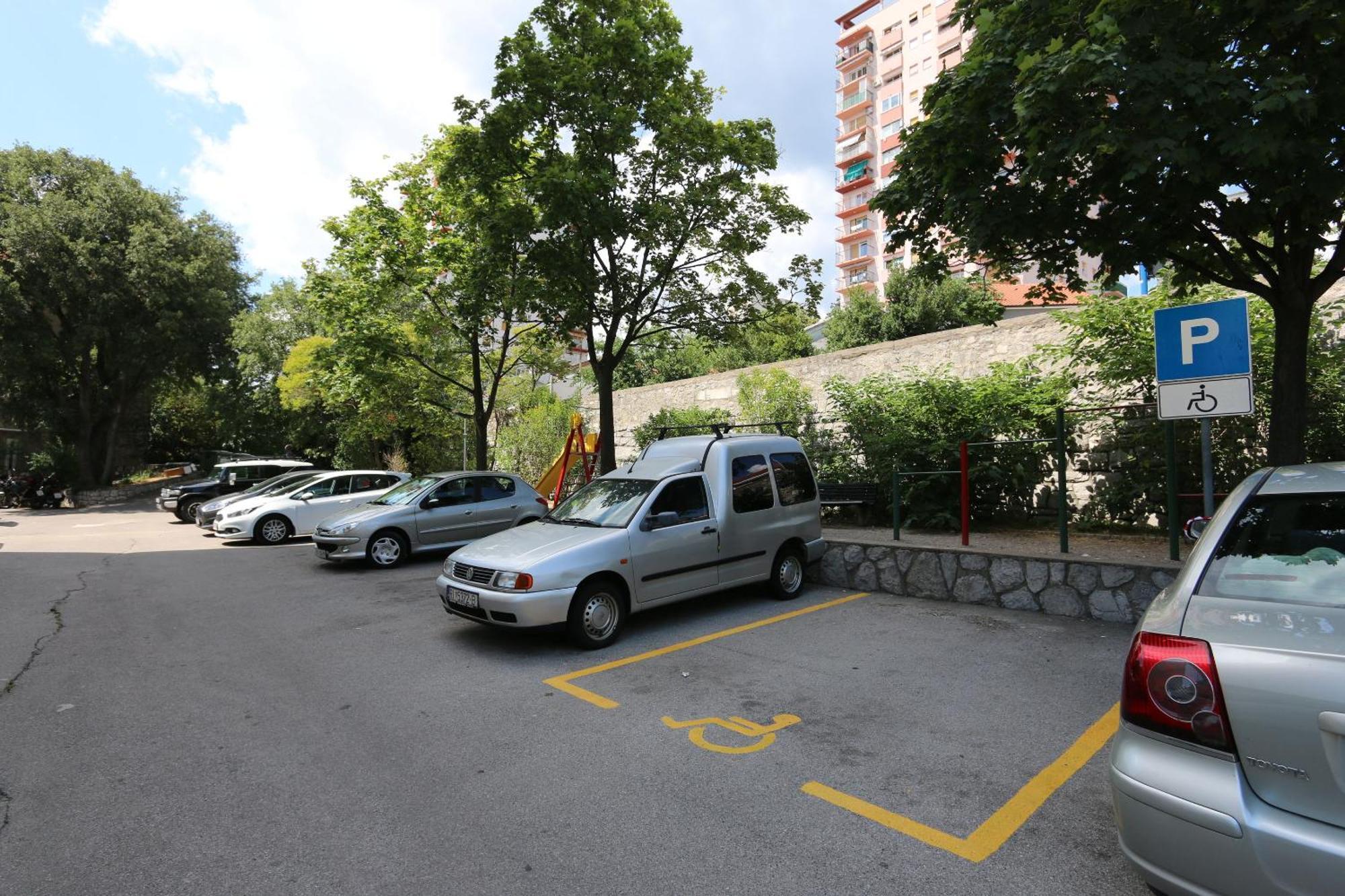 Apartment Krimeja Rijeka Exterior photo