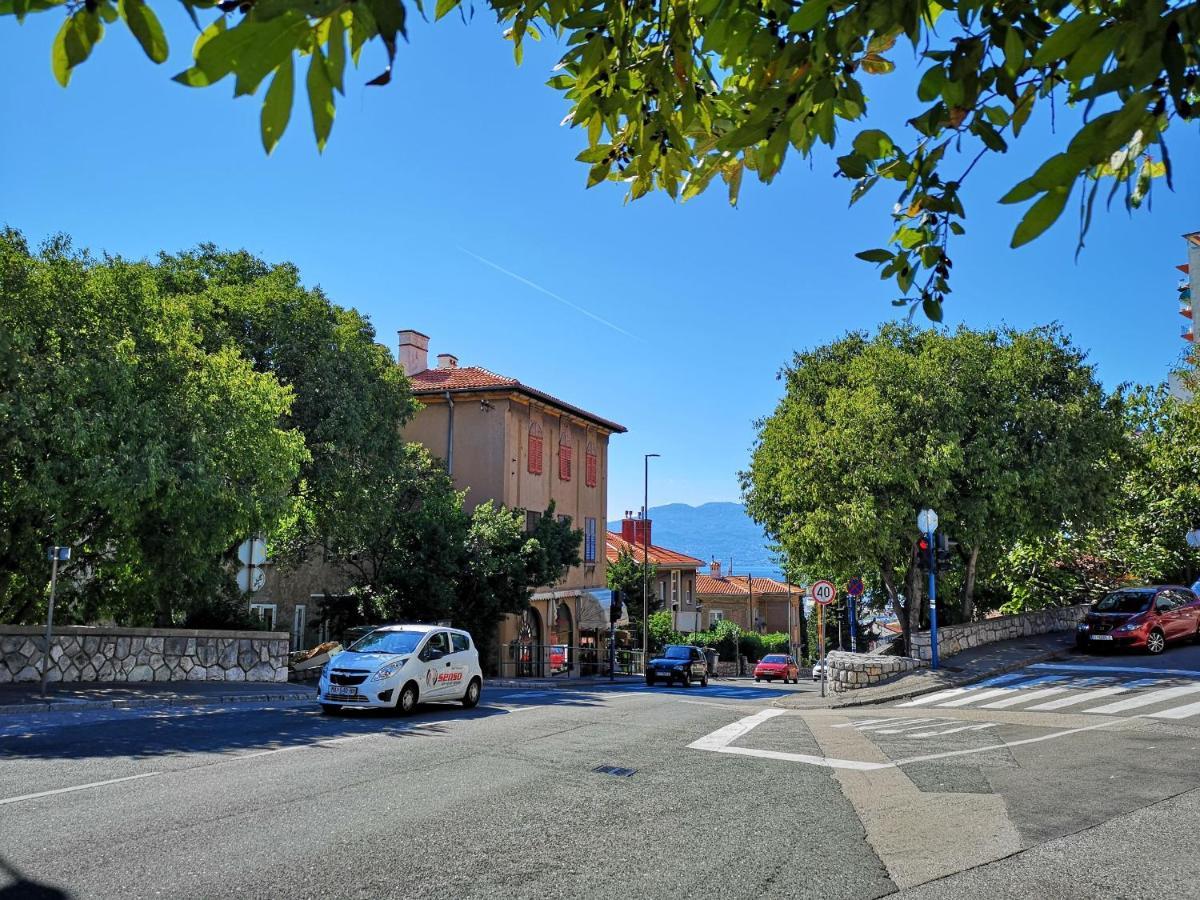 Apartment Krimeja Rijeka Exterior photo